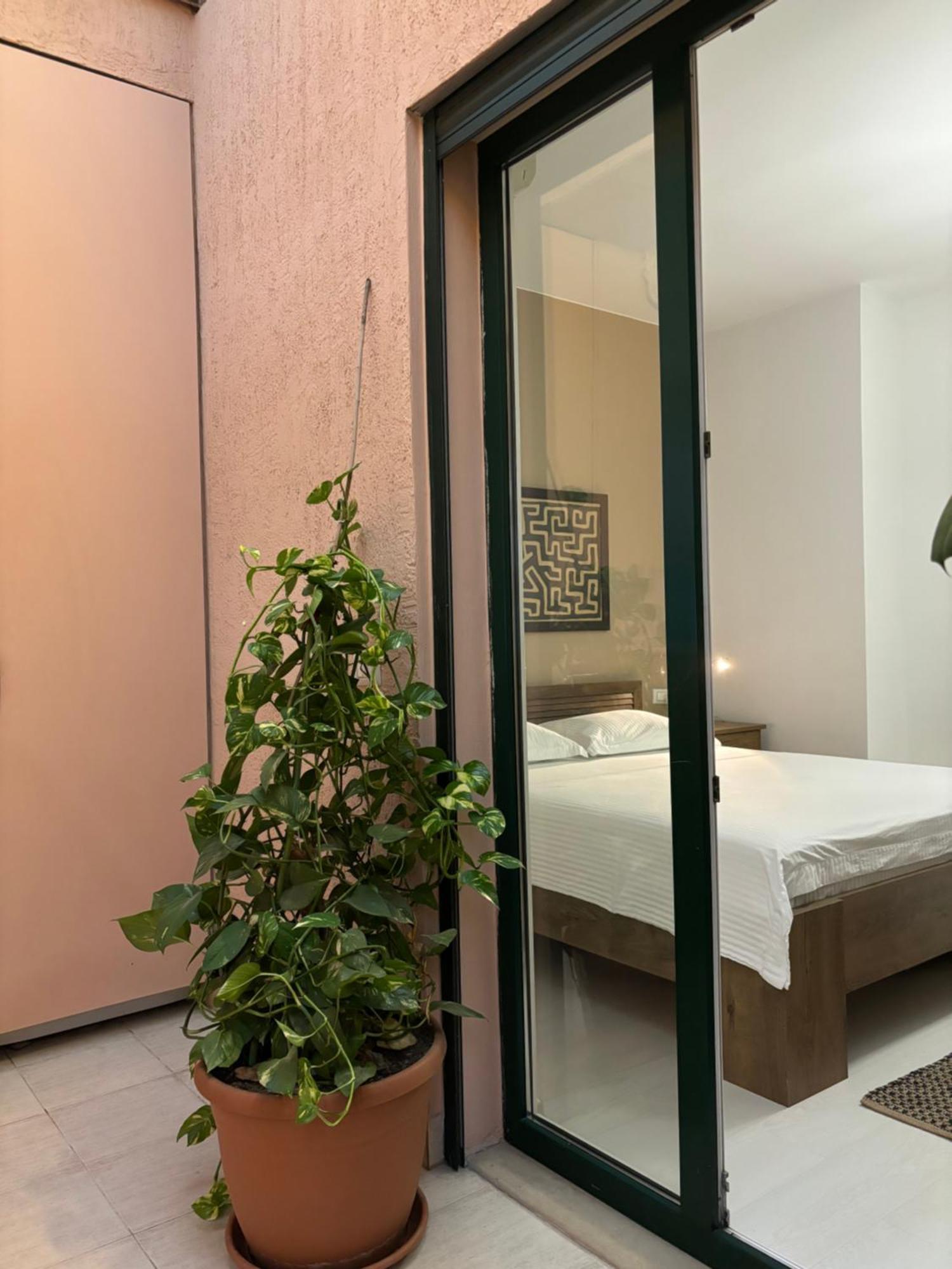 Tam Serviced 2bdr Center No6 Apartment *
