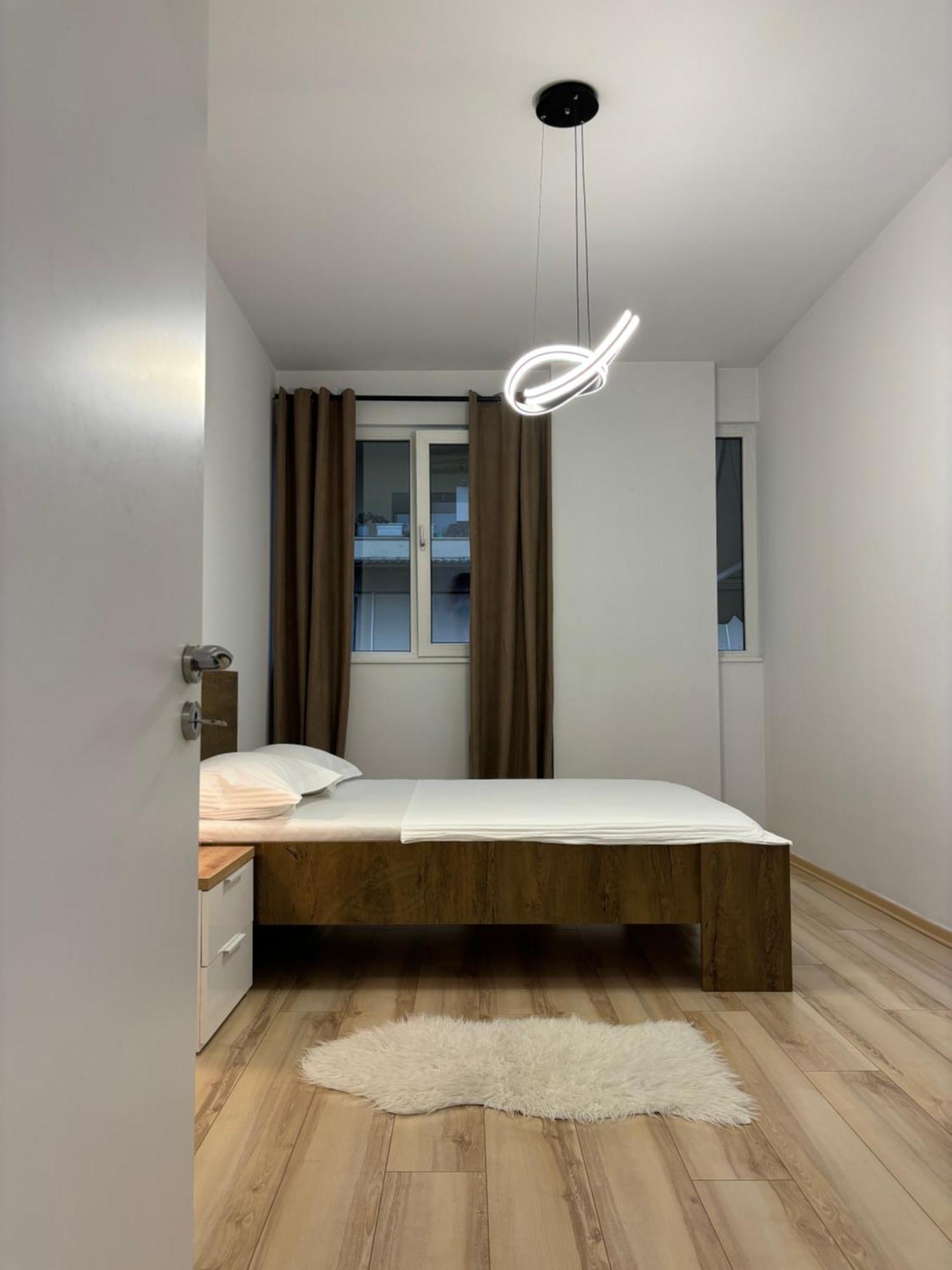 Apartment Tam Serviced 2bdr Center No6 *