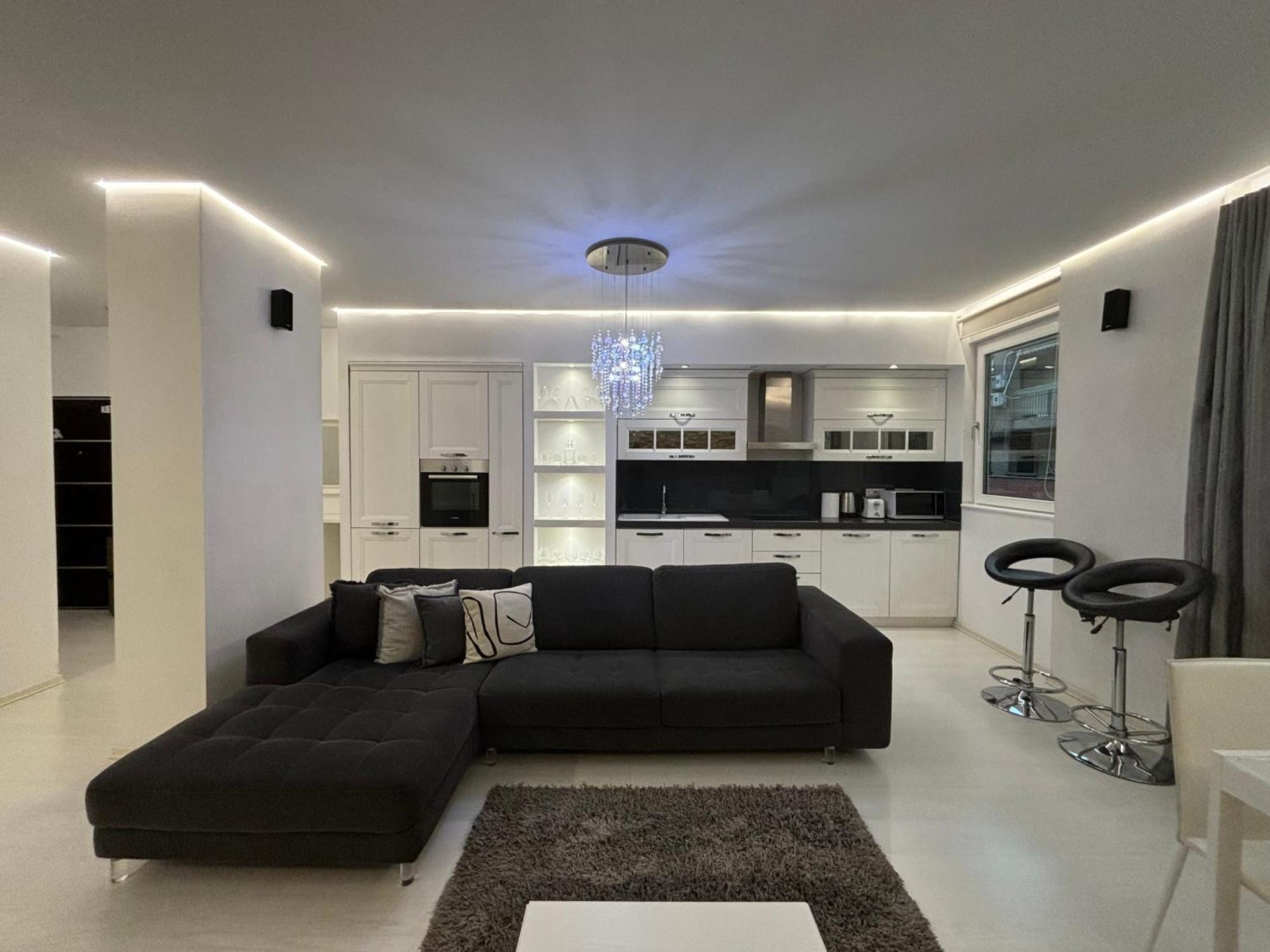 Apartment Tam Serviced 2bdr Center No6 Tirana