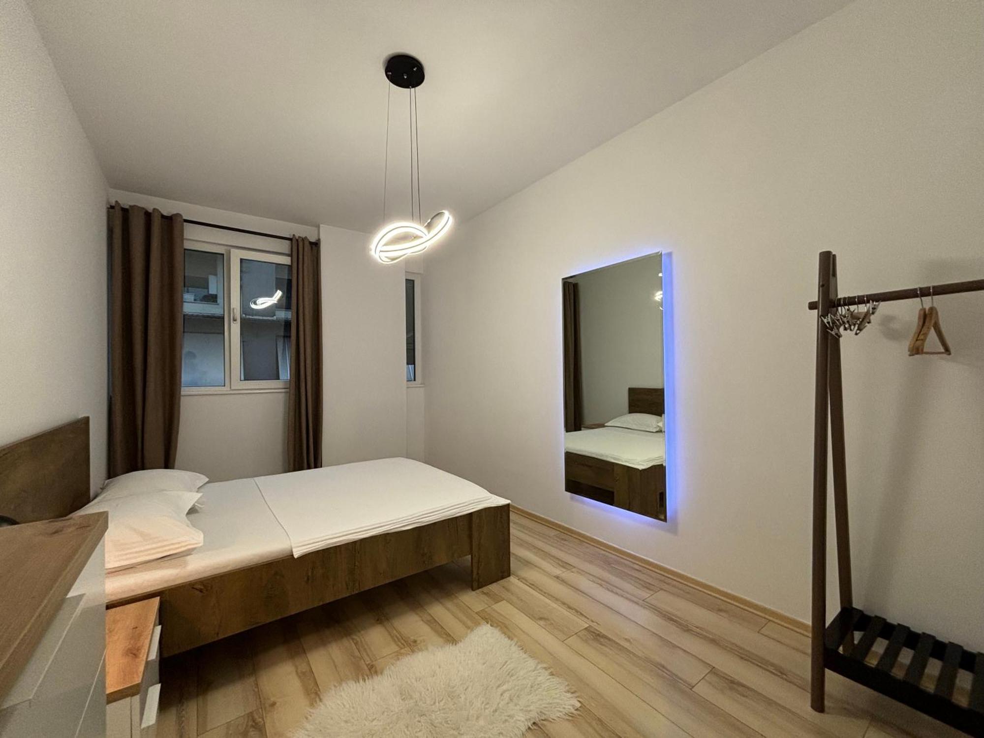 Apartment Tam Serviced 2bdr Center No6 *