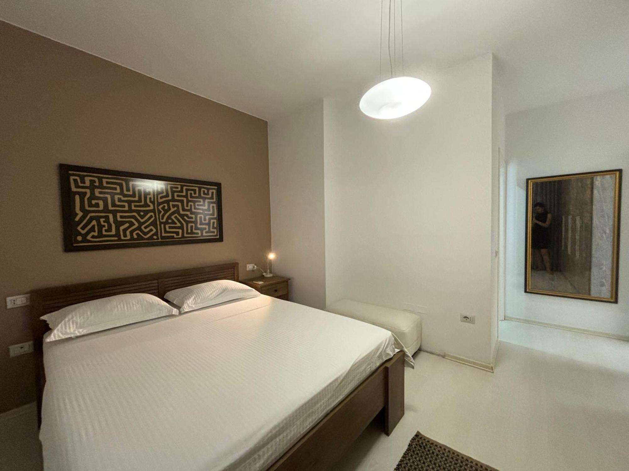 Apartment Tam Serviced 2bdr Center No6