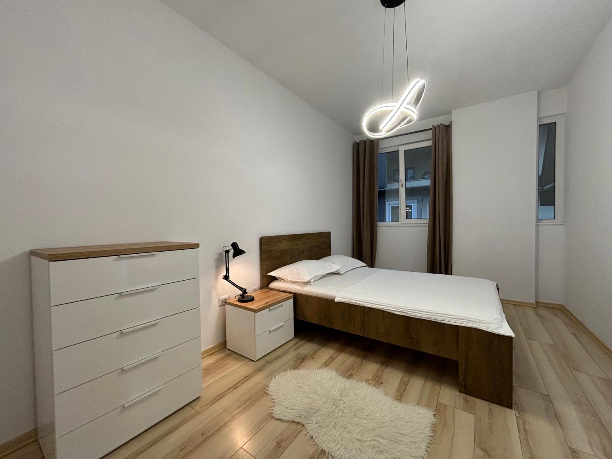Apartment Tam Serviced 2bdr Center No6 *