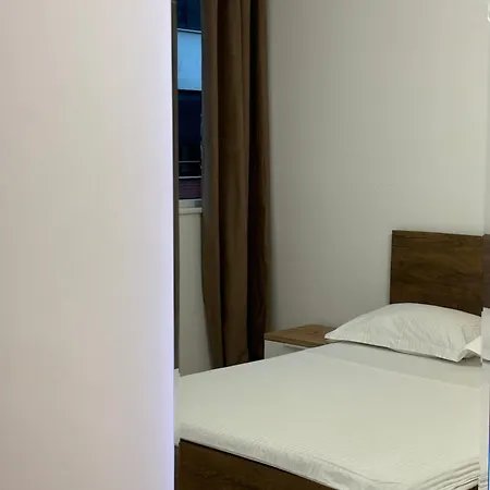 Tam Serviced 2Bdr Apartment City Center No6 Tirana Exterior photo